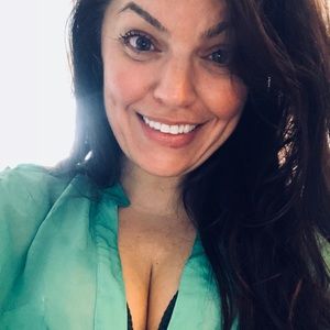 Meet your Posher, Sherry